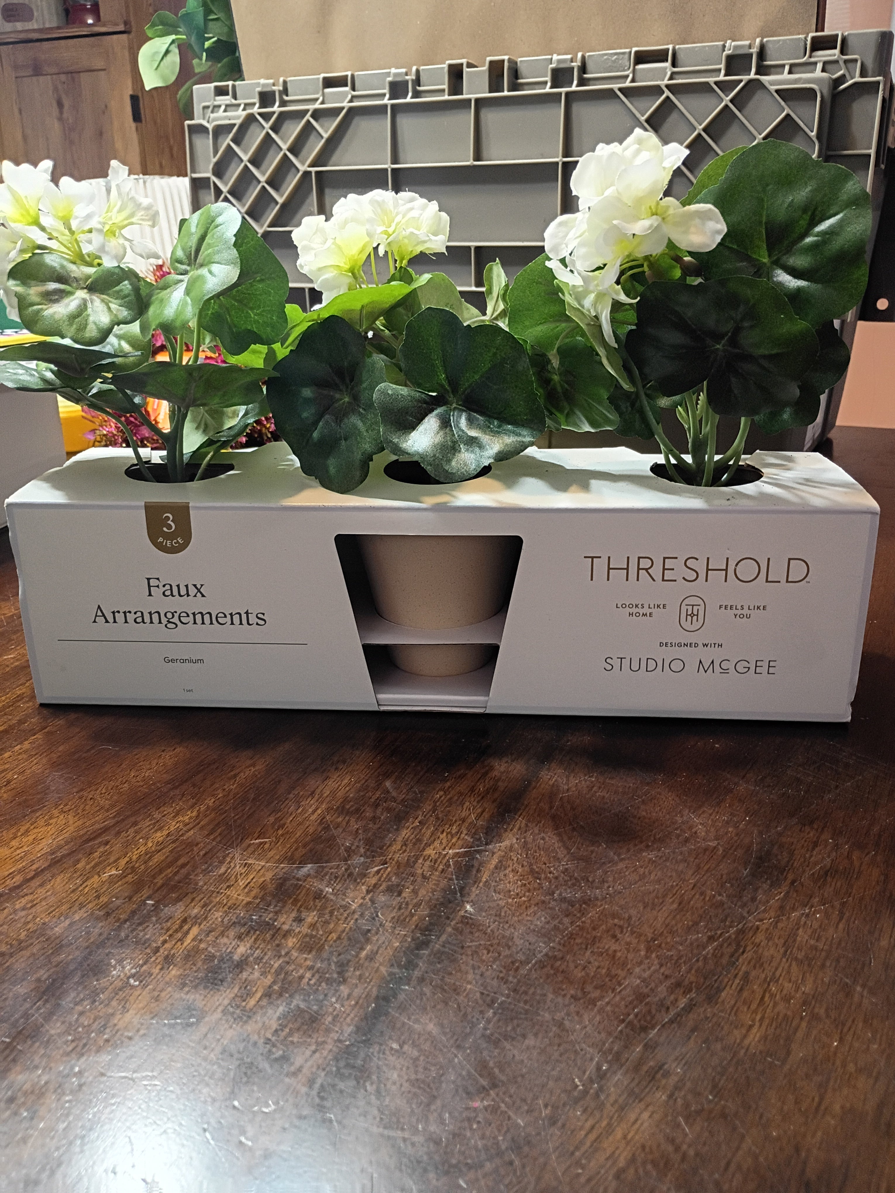 Faux arrangement
