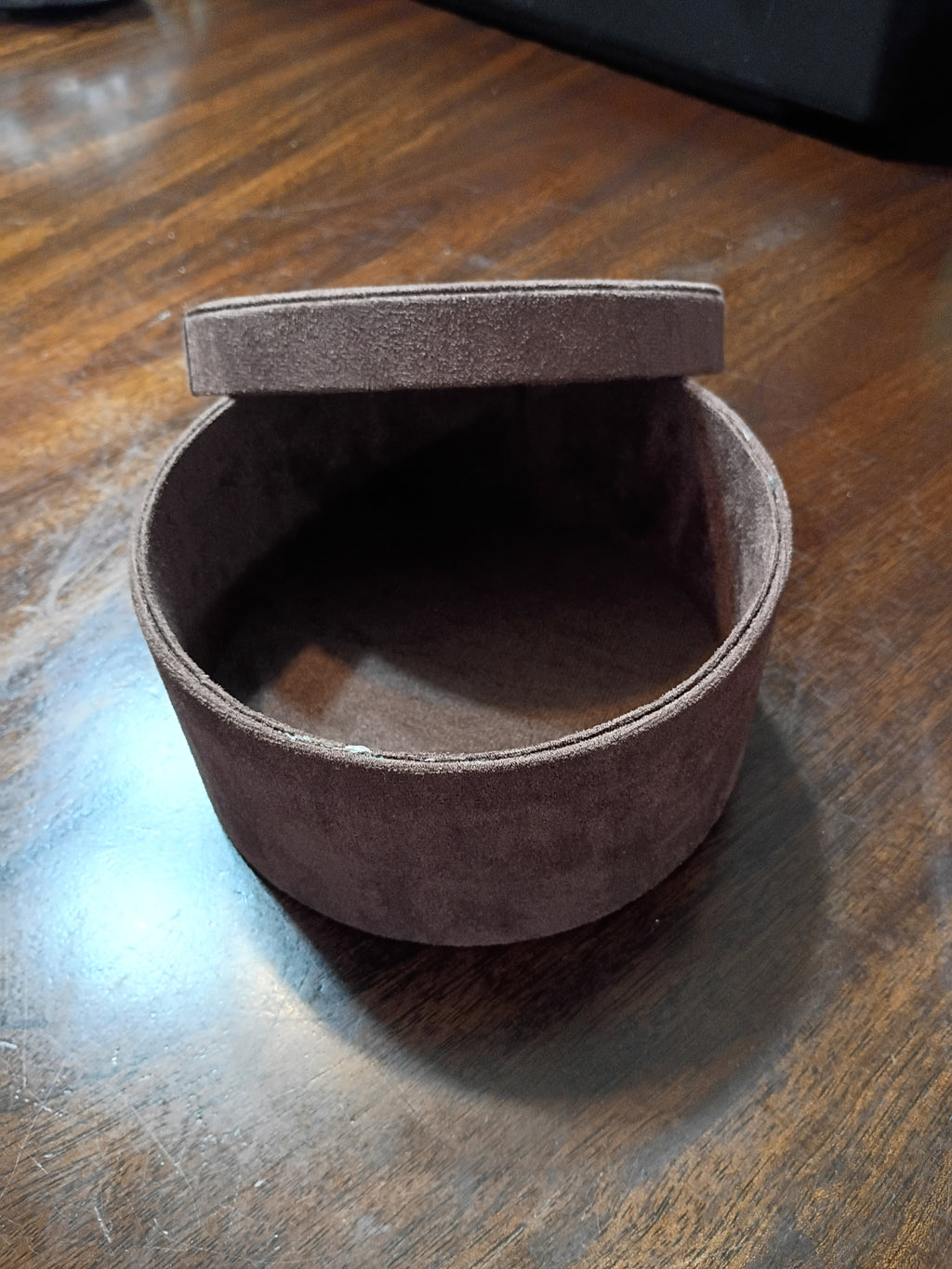 Storage box