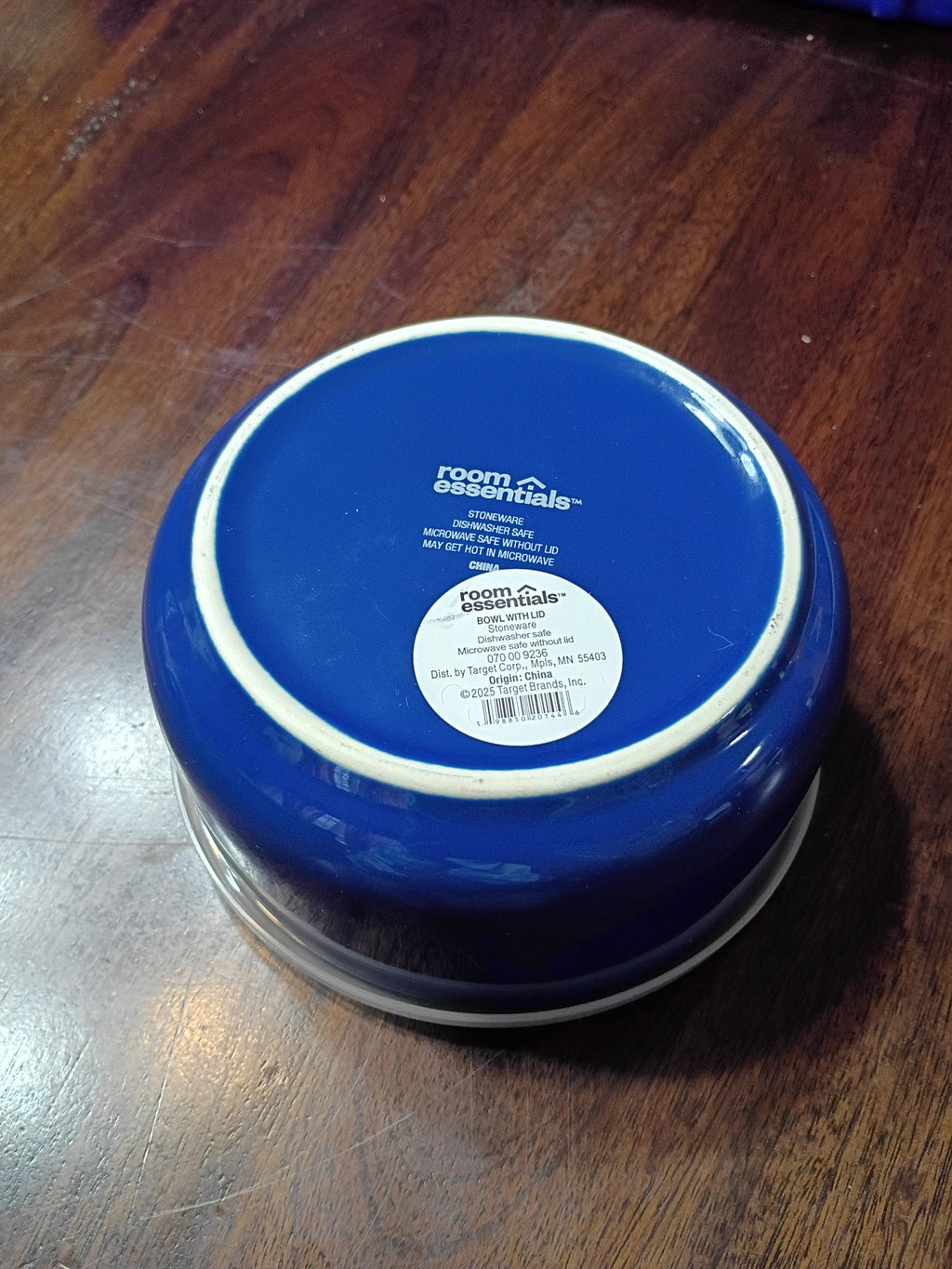 Bowl with lid