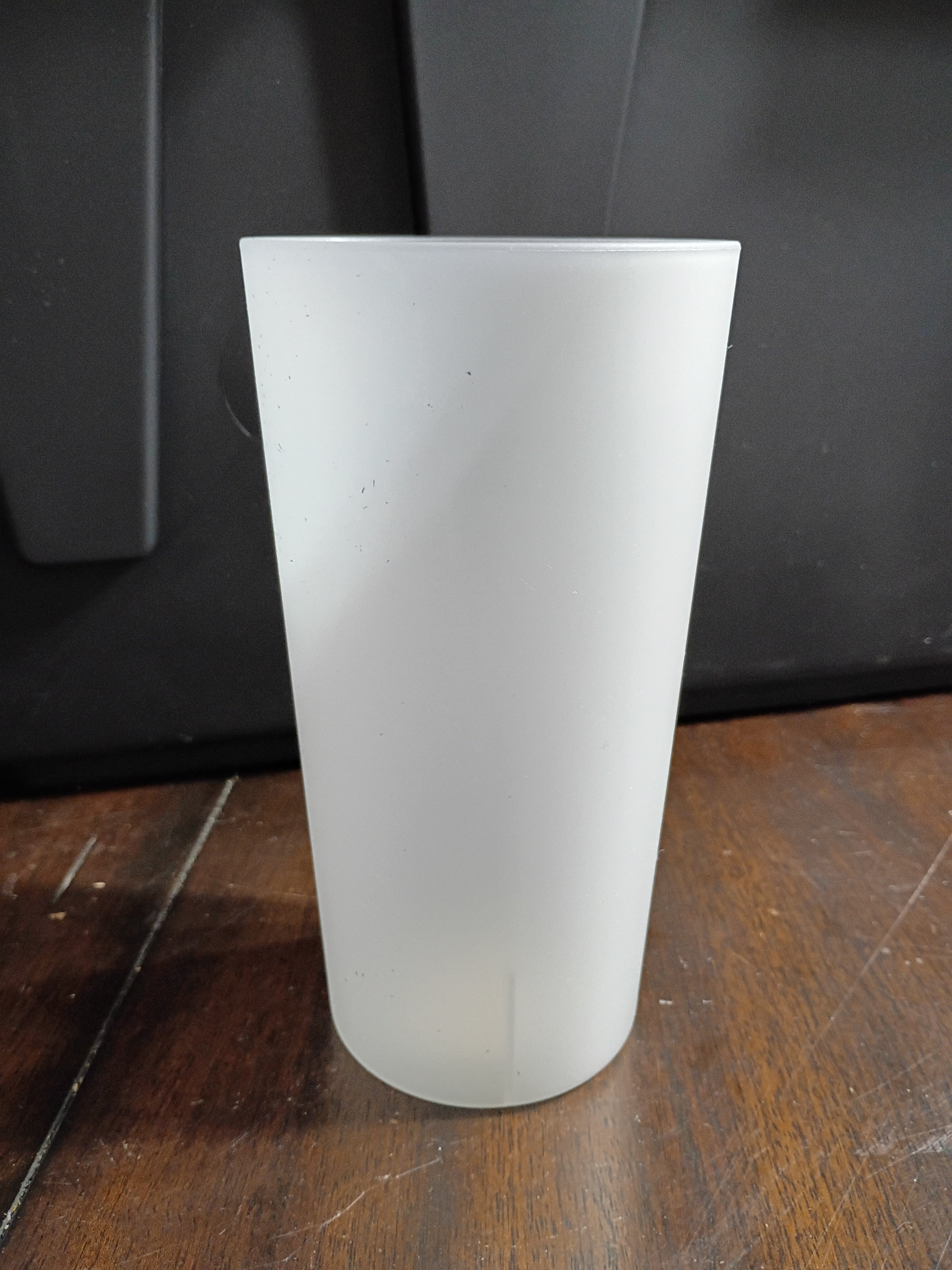 Plastic tumbler
